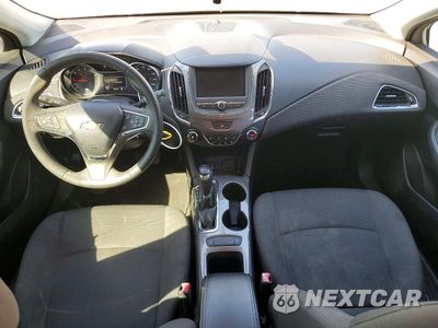 Zdjęcie 8 z 12 samochodu: 2019 CHEVROLET CRUZE LT VIN:3G1BE6SM2KS544274 - miniatura