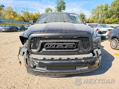 Piąte zdjęcie samochodu w środku: 2018 RAM 1500 SLT VIN:1C6RR7LG8JS260318 - miniatura