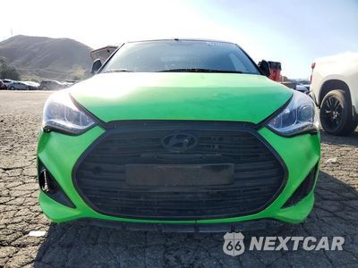 Piąte zdjęcie samochodu w środku: 2015 HYUNDAI VELOSTER TURBO VIN:KMHTC6AE0FU221712 - miniatura