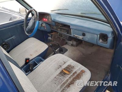 Zdjęcie 8 z 12 samochodu: 1983 TOYOTA PICKUP RN48 VIN:JT4RN48D5D0066010 - miniatura