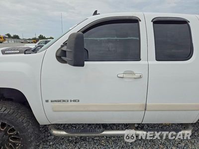 Zdjęcie 7 z 11 samochodu: 2007 CHEVROLET SILVERADO K2500 HEAVY DUTY VIN:1GCHK29677E521312 - miniatura
