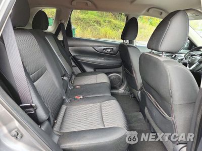 Zdjęcie 11 z 13 samochodu: 2018 NISSAN ROGUE SV VIN:KNMAT2MV2JP546241 - miniatura