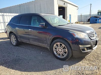 Czwarte zdjęcie samochodu z boku: 2015 CHEVROLET TRAVERSE LT VIN:1GNKVGKD4FJ128903 - miniatura