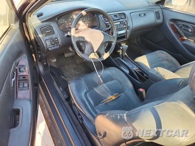 Zdjęcie 8 z 12 samochodu: 1999 HONDA ACCORD EX VIN:1HGCG225XXA014202 - miniatura