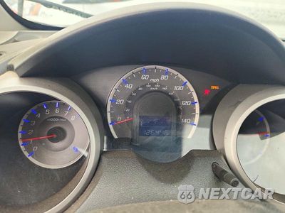 Zdjęcie 9 z 13 samochodu: 2013 HONDA FIT VIN:JHMGE8H37DC067324 - miniatura