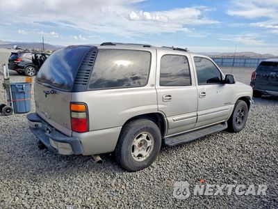 Trzecie zdjęcie samochodu z tyłu: 2004 GMC YUKON VIN:1GKEC13V04R182590 - miniatura
