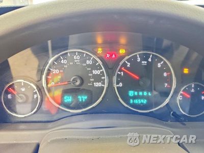 Zdjęcie 9 z 13 samochodu: 2008 JEEP LIBERTY VIN:1J8GP28K58W214530 - miniatura