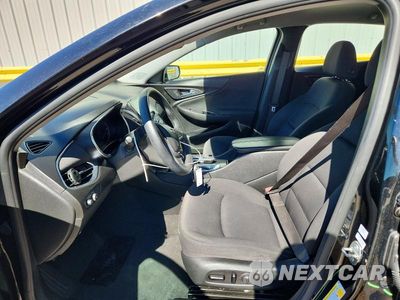 Zdjęcie 7 z 12 samochodu: 2021 CHEVROLET MALIBU LT VIN:1G1ZD5ST1MF004778 - miniatura