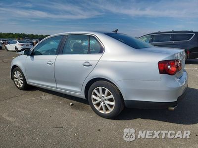 Drugie zdjęcie samochodu z przodu: 2010 VOLKSWAGEN JETTA SE VIN:3VWRZ7AJ8AM044854 - miniatura