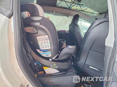 Zdjęcie 10 z 12 samochodu: 2026 TESLA MODEL Y VIN:7SAYGDED8TA449952 - miniatura
