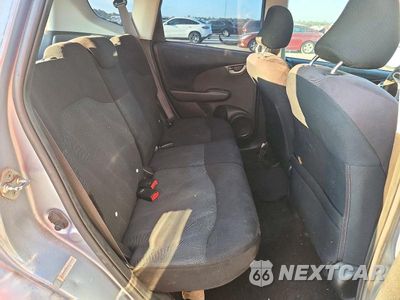Zdjęcie 10 z 12 samochodu: 2011 HONDA FIT SPORT VIN:JHMGE8H55BC024499 - miniatura