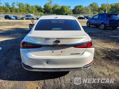 Zdjęcie 6 z 12 samochodu: 2021 LEXUS ES 300H VIN:58ADA1C15MU012902 - miniatura