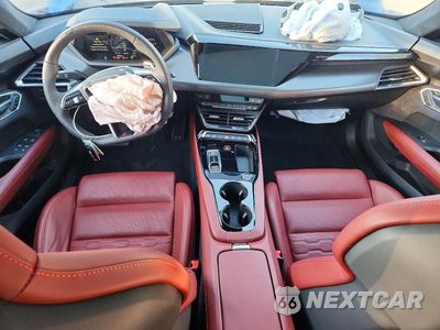 Zdjęcie 8 z 12 samochodu: 2024 AUDI RS E-TRON GT VIN:WAUBHBFW3R7900076 - miniatura
