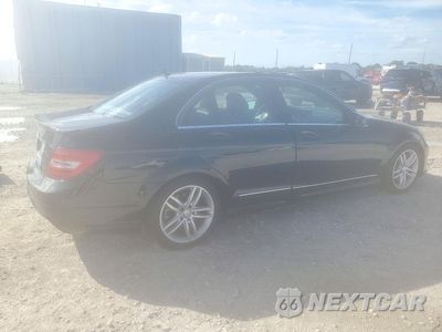Trzecie zdjęcie samochodu z tyłu: 2014 MERCEDES-BENZ C 250 VIN:WDDGF4HB0ER308496 - miniatura