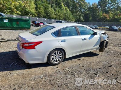 Trzecie zdjęcie samochodu z tyłu: 2016 NISSAN ALTIMA 2.5 S VIN:1N4AL3AP5GN342328 - miniatura