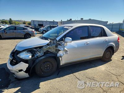 2011 NISSAN VERSA 1.8 S 3N1BC1AP7BL470374 - główne zdjęcie licytacji z USA - miniatura