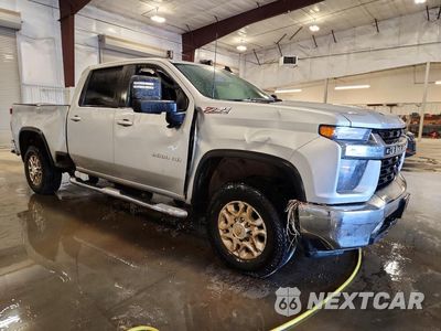 Czwarte zdjęcie samochodu z boku: 2021 CHEVROLET SILVERADO K3500 LT VIN:1GC4YTEY3MF305313 - miniatura