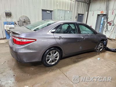 Trzecie zdjęcie samochodu z tyłu: 2016 TOYOTA CAMRY SE VIN:4T1BF1FK1GU506067 - miniatura