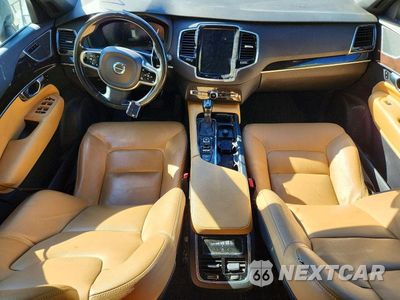 Zdjęcie 8 z 12 samochodu: 2018 VOLVO XC90 T6 VIN:YV4A22PK9J1373127 - miniatura