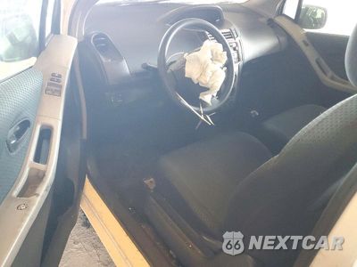 Zdjęcie 8 z 13 samochodu: 2007 TOYOTA YARIS BASE VIN:JTDJT923375136501 - miniatura