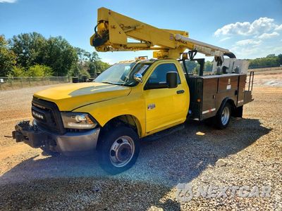 2011 DODGE RAM CHASSIS CAB BUCKET TRUCK 3D6WU7EL2BG574201 - główne zdjęcie licytacji z USA - miniatura