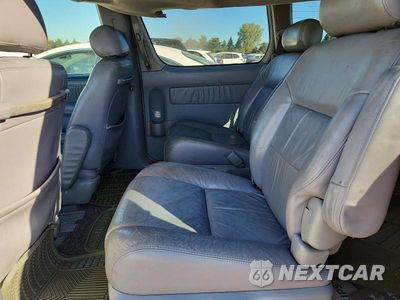 Zdjęcie 10 z 12 samochodu: 2002 TOYOTA SIENNA XLE VIN:4T3ZF13C82U485679 - miniatura