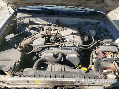 Zdjęcie 11 z 12 samochodu: 2001 TOYOTA TACOMA V6 VIN:5TEWN72N41Z837963 - miniatura