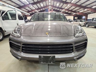 Piąte zdjęcie samochodu w środku: 2019 PORSCHE CAYENNE VIN:WP1AA2AYXKDA08554 - miniatura