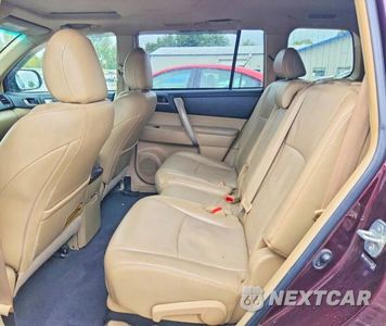 Zdjęcie 10 z 12 samochodu: 2012 TOYOTA HIGHLANDER SE VIN:5TDBK3EH1CS107935 - miniatura