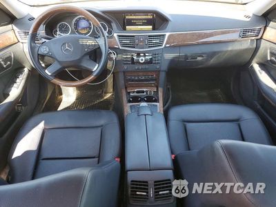 Zdjęcie 8 z 12 samochodu: 2012 MERCEDES-BENZ E 350 4MATIC VIN:WDDHF8JB1CA631201 - miniatura