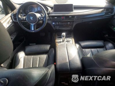 Zdjęcie 8 z 13 samochodu: 2015 BMW X5 XDRIVE35I VIN:5UXKR0C56F0K70086 - miniatura