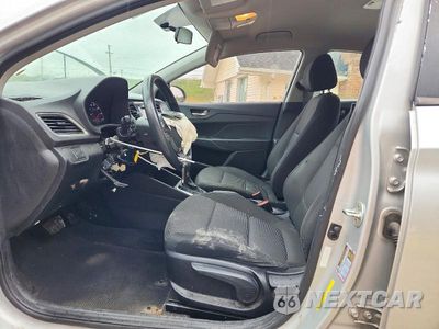 Zdjęcie 7 z 12 samochodu: 2019 HYUNDAI ACCENT SE VIN:3KPC24A31KE070186 - miniatura