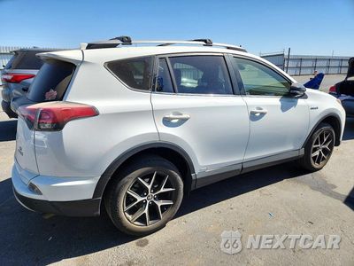 Trzecie zdjęcie samochodu z tyłu: 2017 TOYOTA RAV4 HV SE VIN:JTMJJREV4HD075878 - miniatura