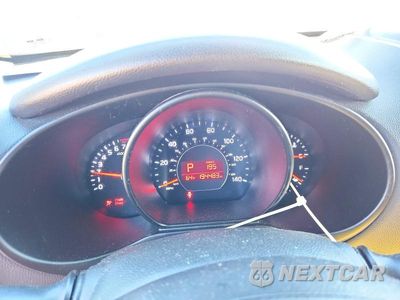 Zdjęcie 9 z 12 samochodu: 2015 KIA SOUL BASE VIN:KNDJN2A24F7191830 - miniatura