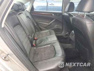 Zdjęcie 10 z 13 samochodu: 2013 VOLKSWAGEN PASSAT SEL VIN:1VWCN7A33DC065118 - miniatura