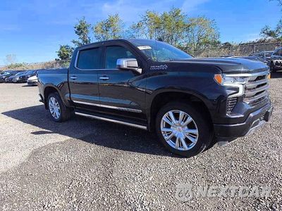 Trzecie zdjęcie samochodu z tyłu: 2022 CHEVROLET SILVERADO K1500 HIGH COUNTRY VIN:2GCUDJEDXN1511508 - miniatura