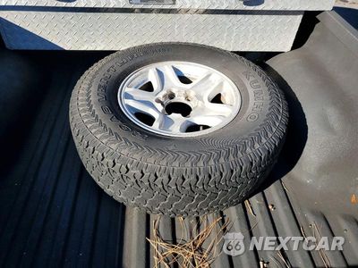 Zdjęcie 12 z 13 samochodu: 2003 TOYOTA TACOMA PRERUNNER VIN:5TENM92N43Z259845 - miniatura
