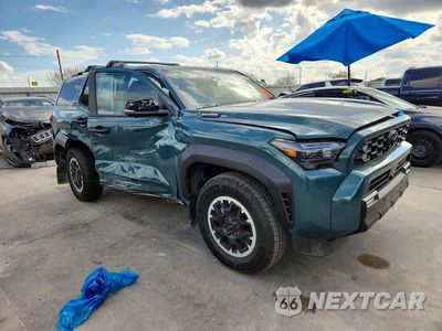 Czwarte zdjęcie samochodu z boku: 2026 TOYOTA 4RUNNER TRD OFF-ROAD PREMIUM HV VIN:JTEVB5BRXT5049377 - miniatura