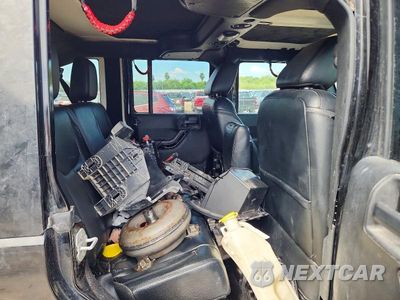 Zdjęcie 10 z 12 samochodu: 2015 JEEP WRANGLER UNLIMITED SAHARA VIN:1C4HJWEG2FL770233 - miniatura