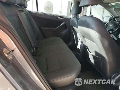 Zdjęcie 10 z 12 samochodu: 2011 VOLKSWAGEN JETTA SE VIN:3VWDX7AJ0BM007251 - miniatura