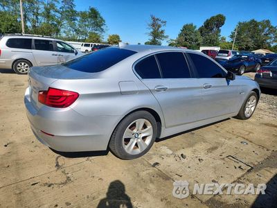Trzecie zdjęcie samochodu z tyłu: 2013 BMW 528 XI VIN:WBAXH5C52DDW16130 - miniatura