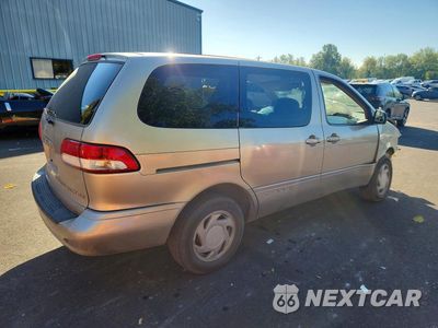 Trzecie zdjęcie samochodu z tyłu: 2001 TOYOTA SIENNA LE VIN:4T3ZF13C71U320995 - miniatura