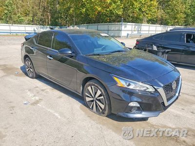 Czwarte zdjęcie samochodu z boku: 2019 NISSAN ALTIMA SV VIN:1N4BL4DW5KC220764 - miniatura