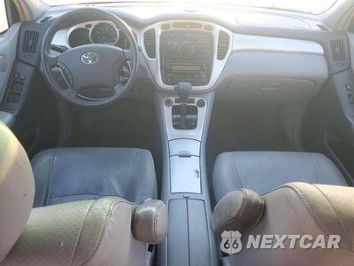 Zdjęcie 8 z 13 samochodu: 2006 TOYOTA HIGHLANDER SPORT VIN:JTEGP21A360123339 - miniatura