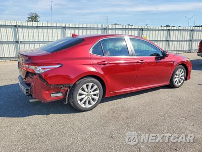 Trzecie zdjęcie samochodu z tyłu: 2020 TOYOTA CAMRY LE VIN:4T1C11AKXLU390730 - miniatura