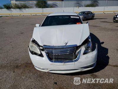 Piąte zdjęcie samochodu w środku: 2014 CHRYSLER 200 LX VIN:1C3CCBAB4EN168061 - miniatura