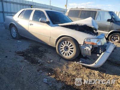 Czwarte zdjęcie samochodu z boku: 2004 MERCURY GRAND MARQUIS LS VIN:2MEHM75W94X615536 - miniatura