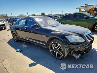 Czwarte zdjęcie samochodu z boku: 2012 MERCEDES-BENZ S 63 AMG VIN:WDDNG7EB6CA470767 - miniatura