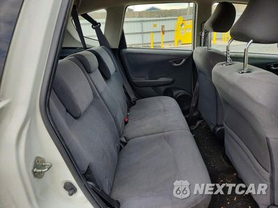 Zdjęcie 10 z 12 samochodu: 2013 HONDA FIT VIN:JHMGE8H31DC063575 - miniatura