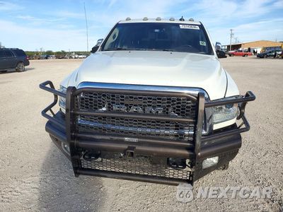 Piąte zdjęcie samochodu w środku: 2018 RAM 3500 LONGHORN VIN:3C63RRNL4JG330691 - miniatura
